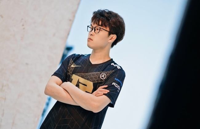 九游-穆古鲁扎重要时刻战术调整，RNG带队取胜！的简单介绍