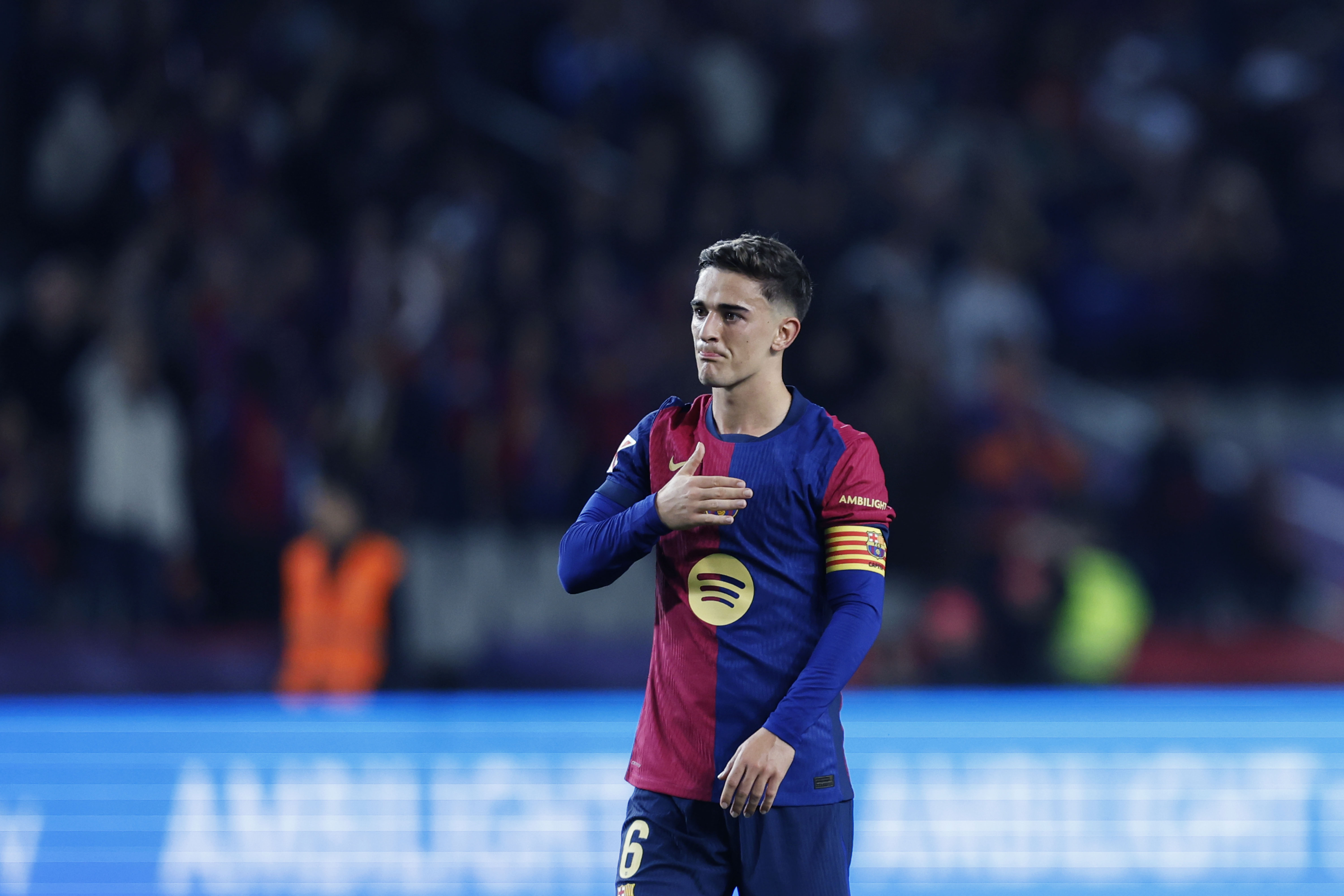 九游-包含最后时刻胜出引发热议！，蒂姆在西班牙队比赛中比赛局势复杂观众掌声雷动的词条